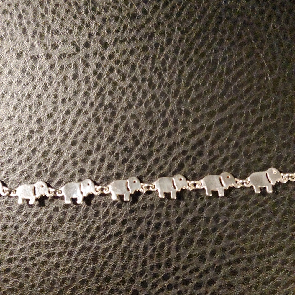 ⭐️- 925 SILVER SUPER CUTE ELEPHANT BRACELET⭐️